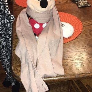 NWOT salmon colored cozy long scarf